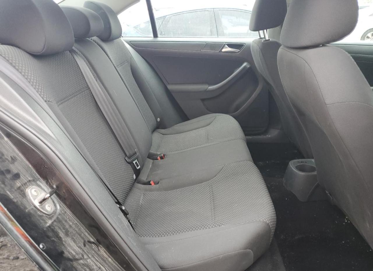 2012 Volkswagen Jetta Base VIN: 3VW2K7AJ4CM321699 Lot: 62275375