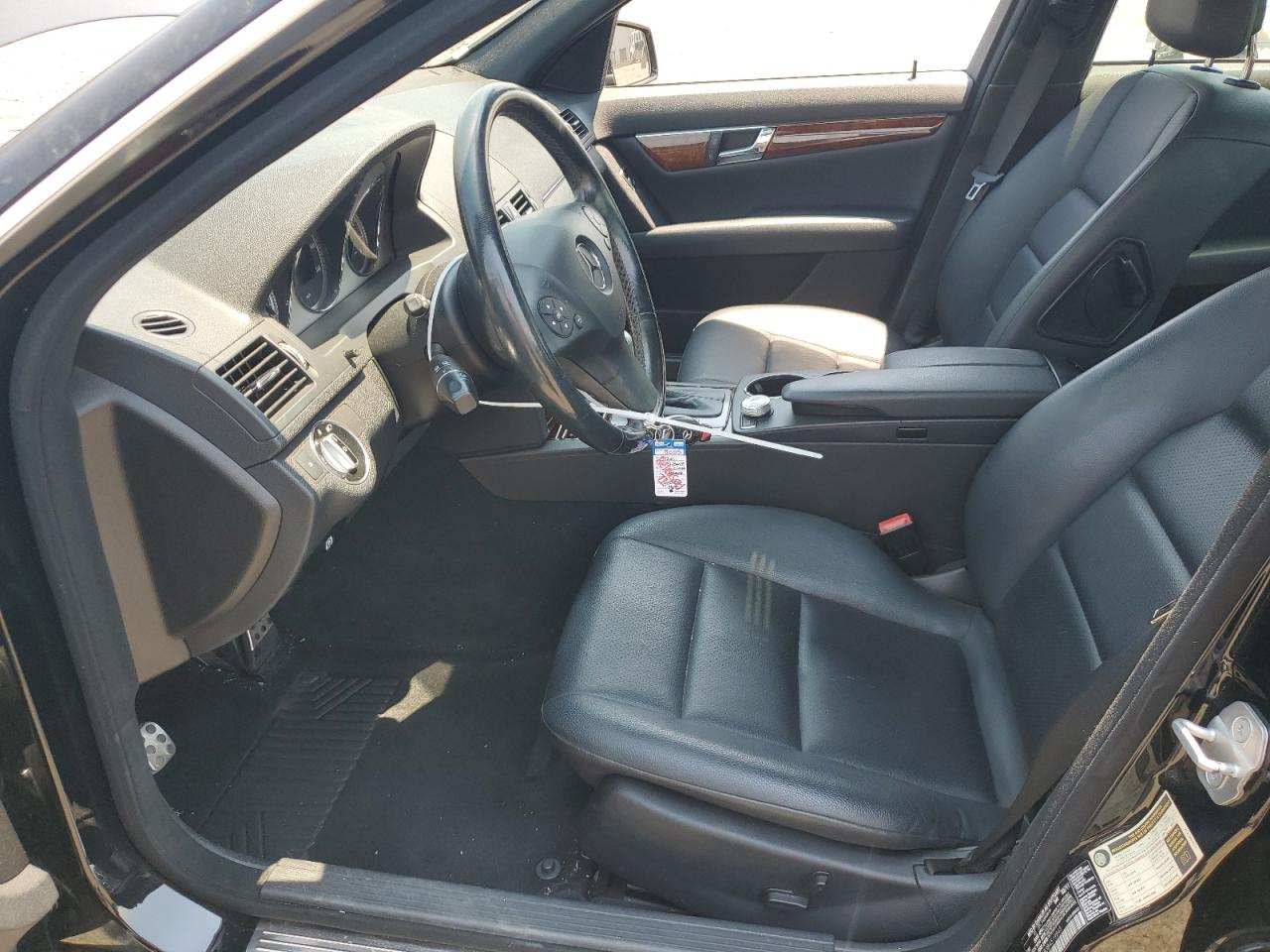 2011 Mercedes-Benz C 300 VIN: WDDGF5EB3BA519843 Lot: 63843225