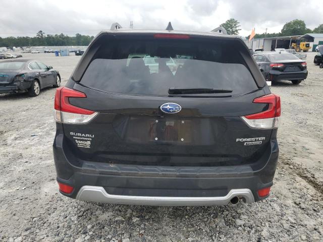  SUBARU FORESTER 2021 Черный