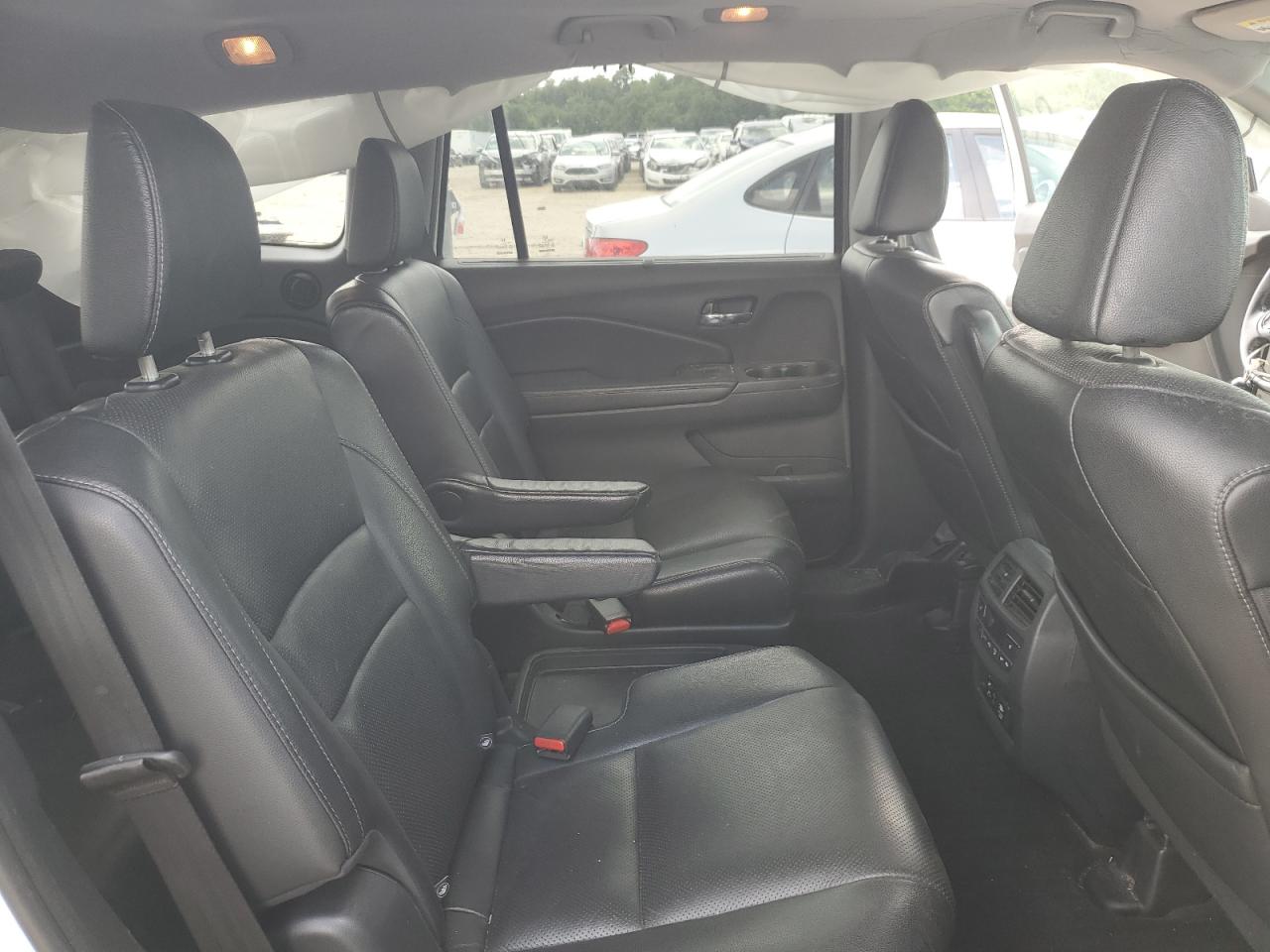 2017 Honda Pilot Elite VIN: 5FNYF6H05HB105283 Lot: 64198355