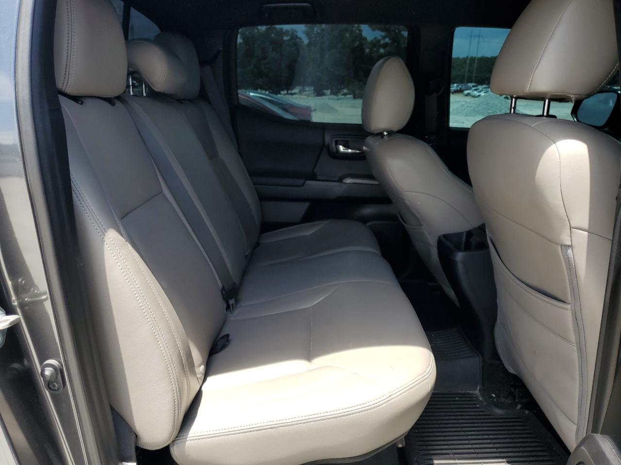 2019 Toyota Tacoma Double Cab VIN: 3TMCZ5AN4KM266566 Lot: 63197795