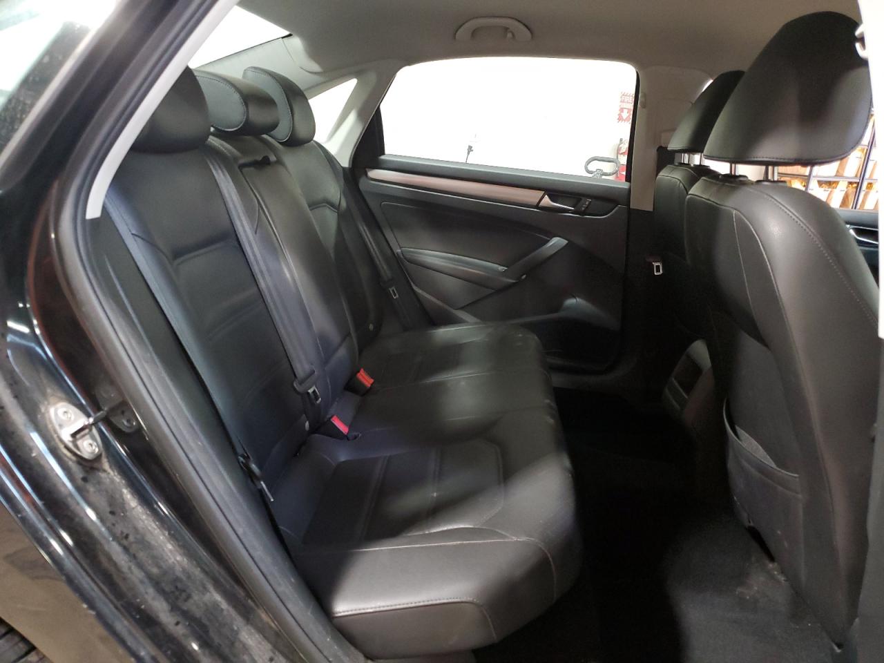 2014 Volkswagen Passat S VIN: 1VWAT7A39EC079877 Lot: 64718995