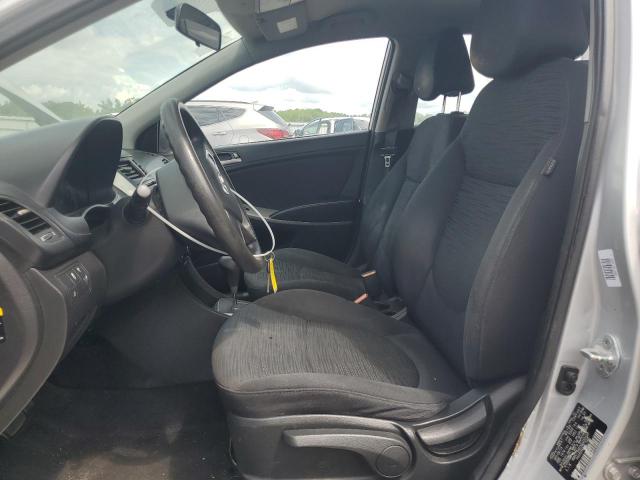 Hatchbacks HYUNDAI ACCENT 2016 Srebrny