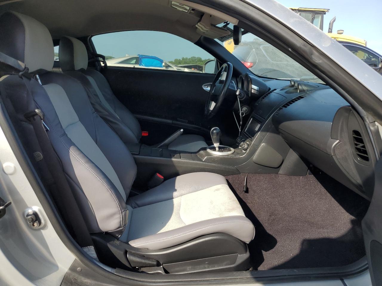 2005 Nissan 350Z Coupe VIN: JN1AZ34E35M652647 Lot: 64951555