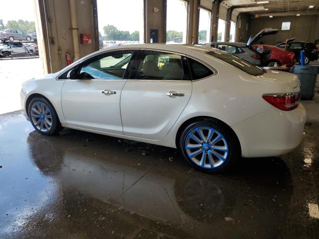 Sedans BUICK VERANO 2012 White