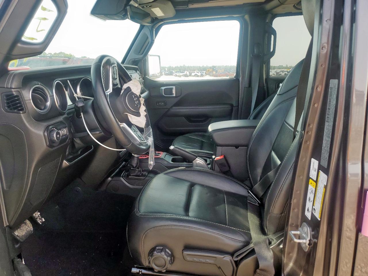 2019 Jeep Wrangler Unlimited Sahara VIN: 1C4HJXEN9KW540654 Lot: 63141455
