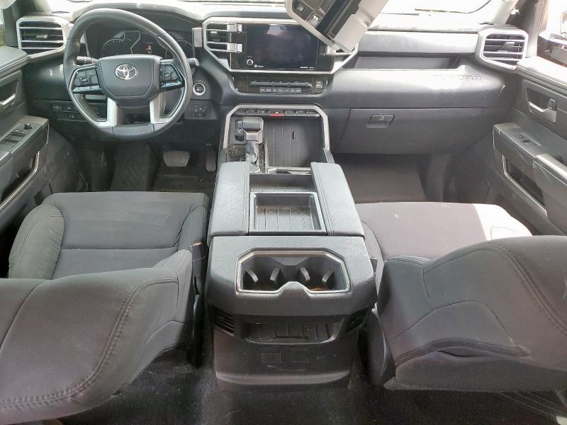  TOYOTA TUNDRA 2022 Зеленый