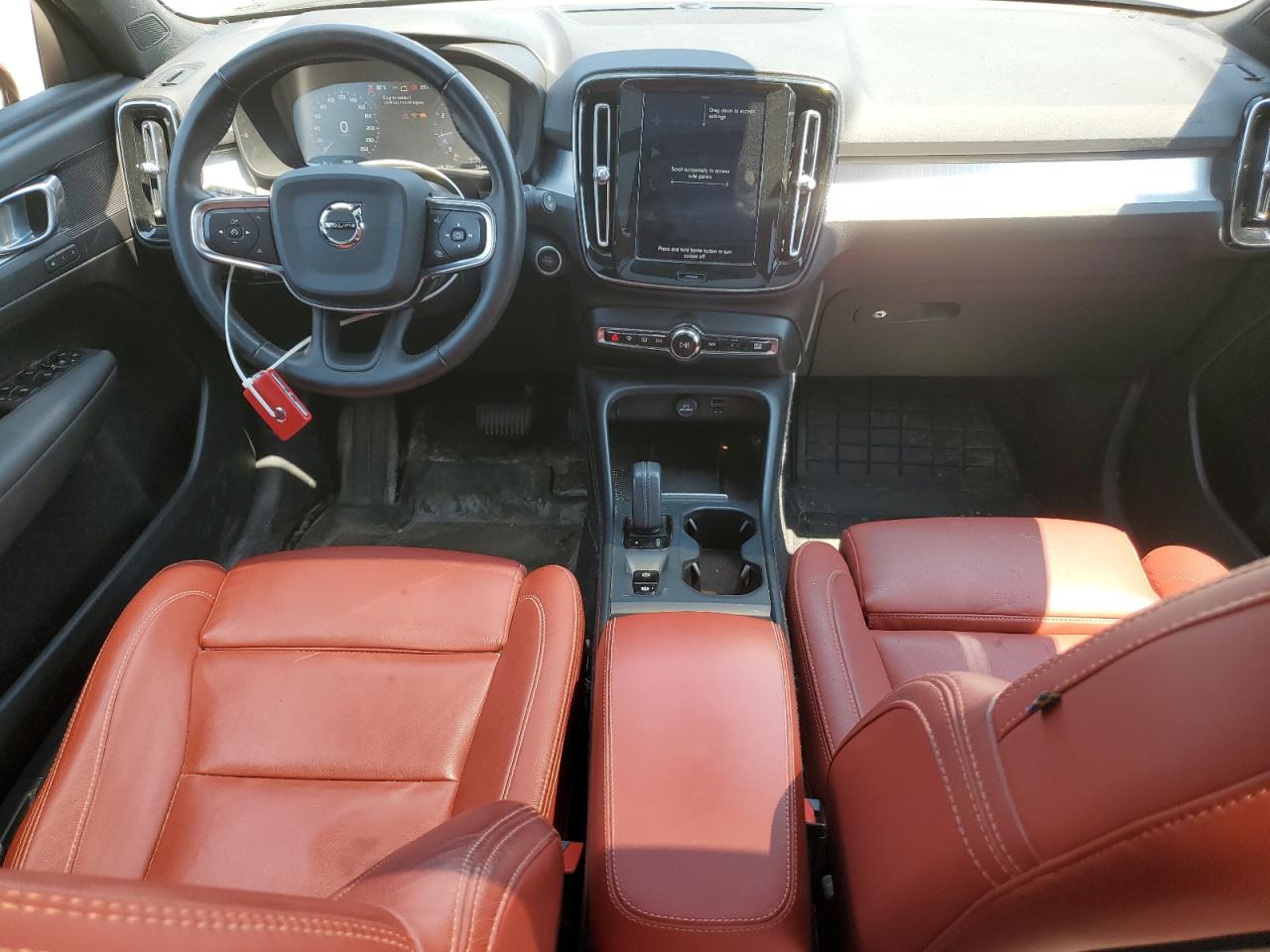 2020 Volvo Xc40 T5 Momentum VIN: YV4162UK6L2343900 Lot: 62881085