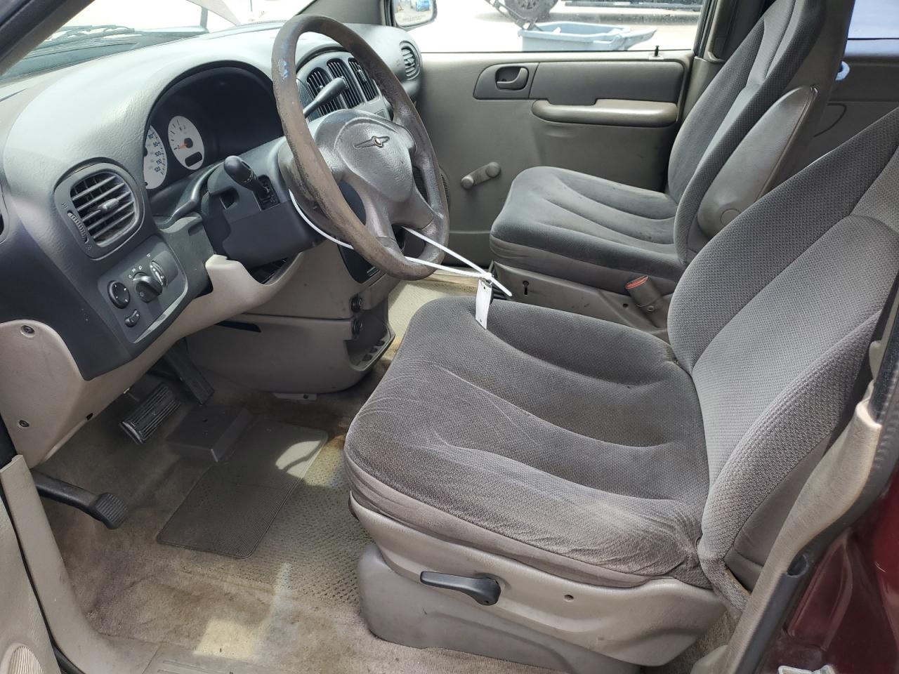 2002 Chrysler Voyager VIN: 1C4GJ25BX2B699050 Lot: 65036755