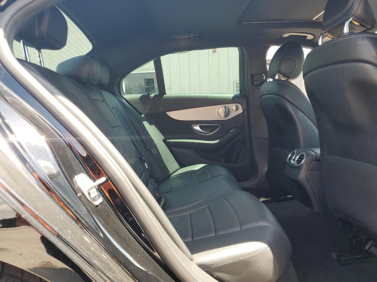 2019 Mercedes-Benz C 300 VIN: 55SWF8DB2KU295432 Lot: 64019815