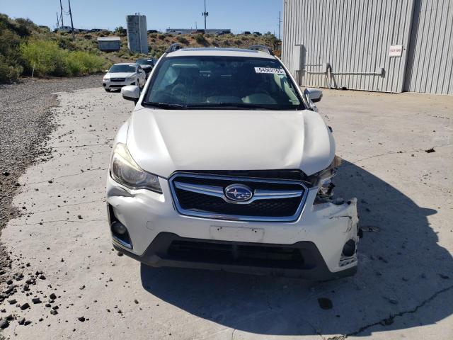  SUBARU CROSSTREK 2017 White