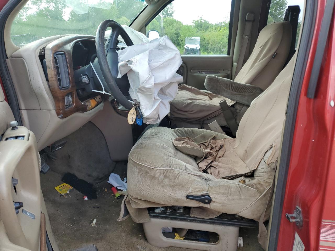 2000 Chevrolet Express G1500 VIN: 1GBFG15R8Y1177148 Lot: 66867075