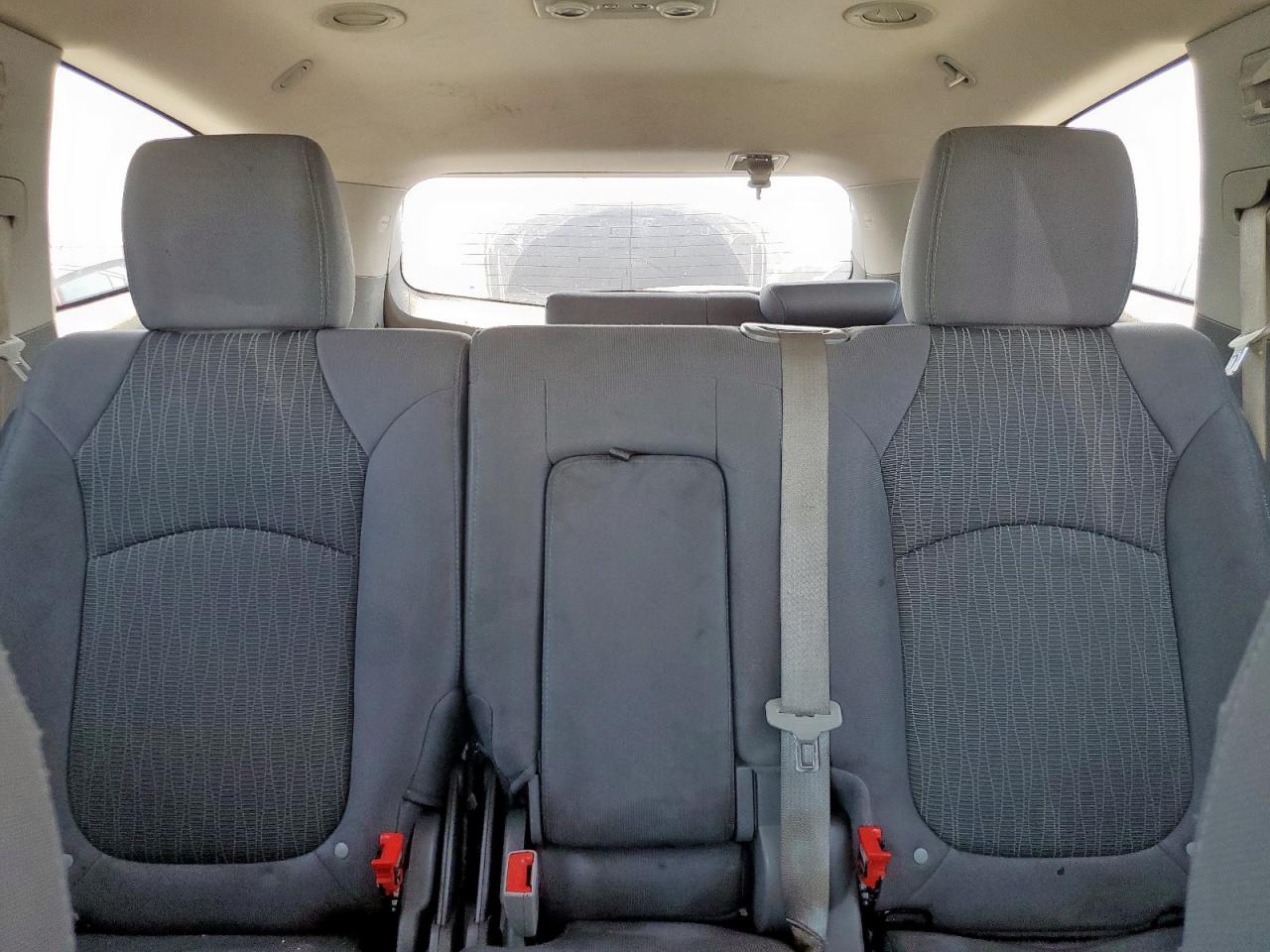2014 Chevrolet Traverse Ls VIN: 1GNKRFED2EJ332172 Lot: 64901625