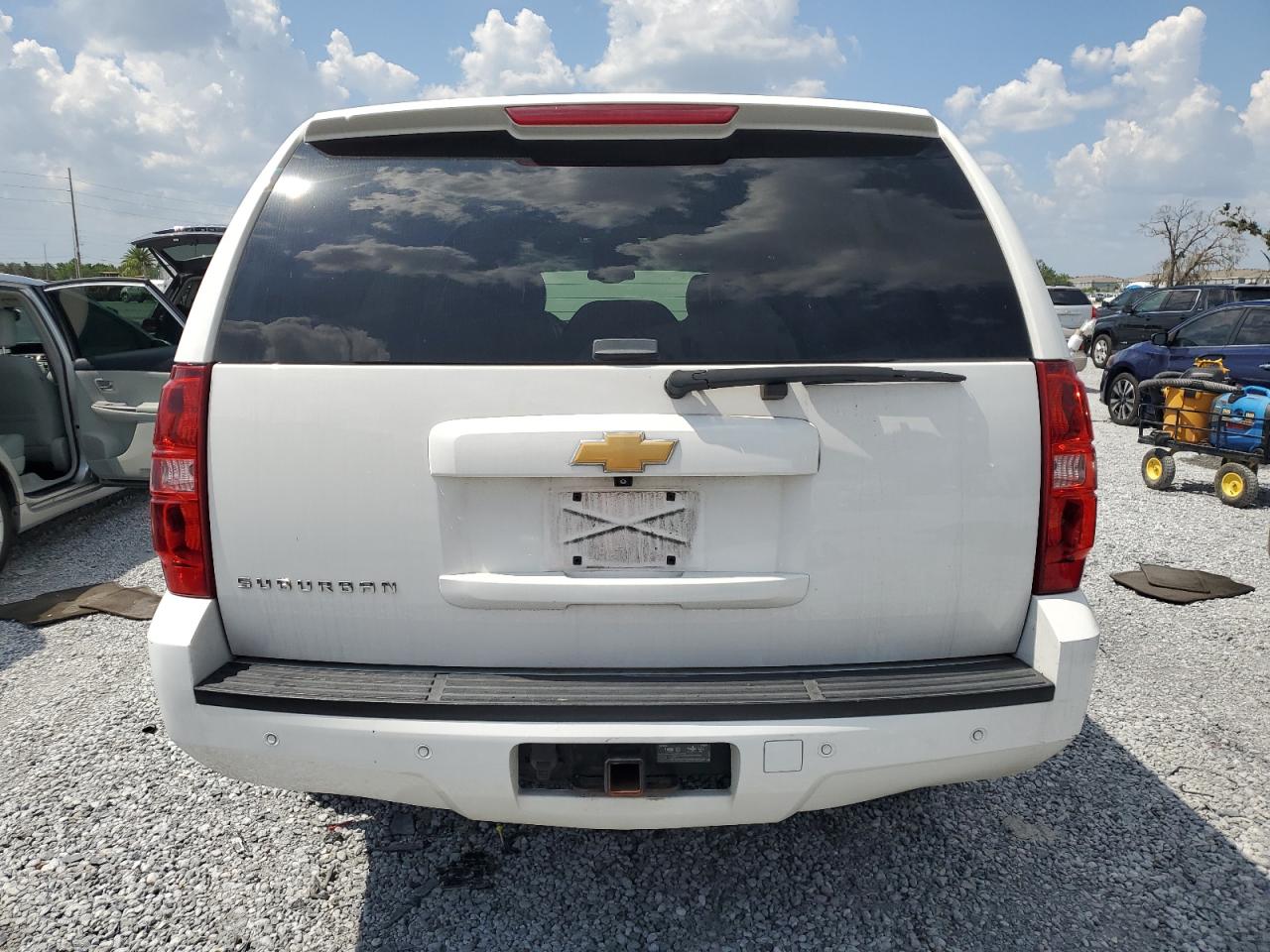 2013 Chevrolet Suburban C1500 Lt VIN: 1GNSCJE09DR366532 Lot: 66309985