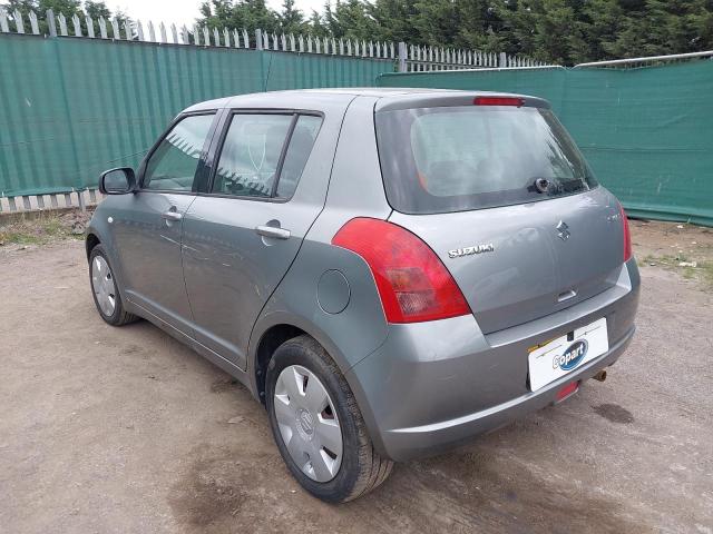 2005 SUZUKI SWIFT GL