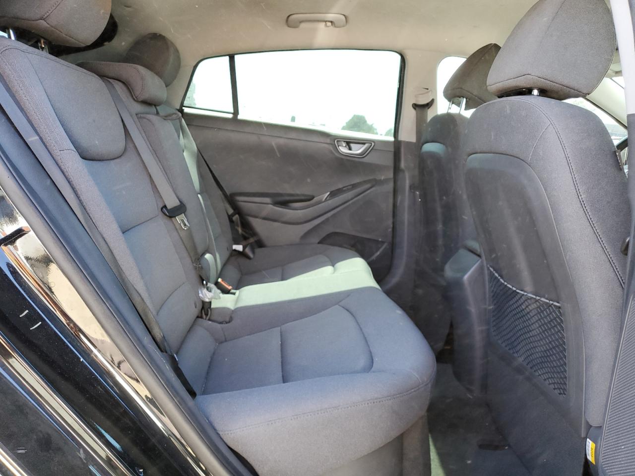 2020 Hyundai Ioniq Se VIN: KMHC65LD8LU214203 Lot: 63697365