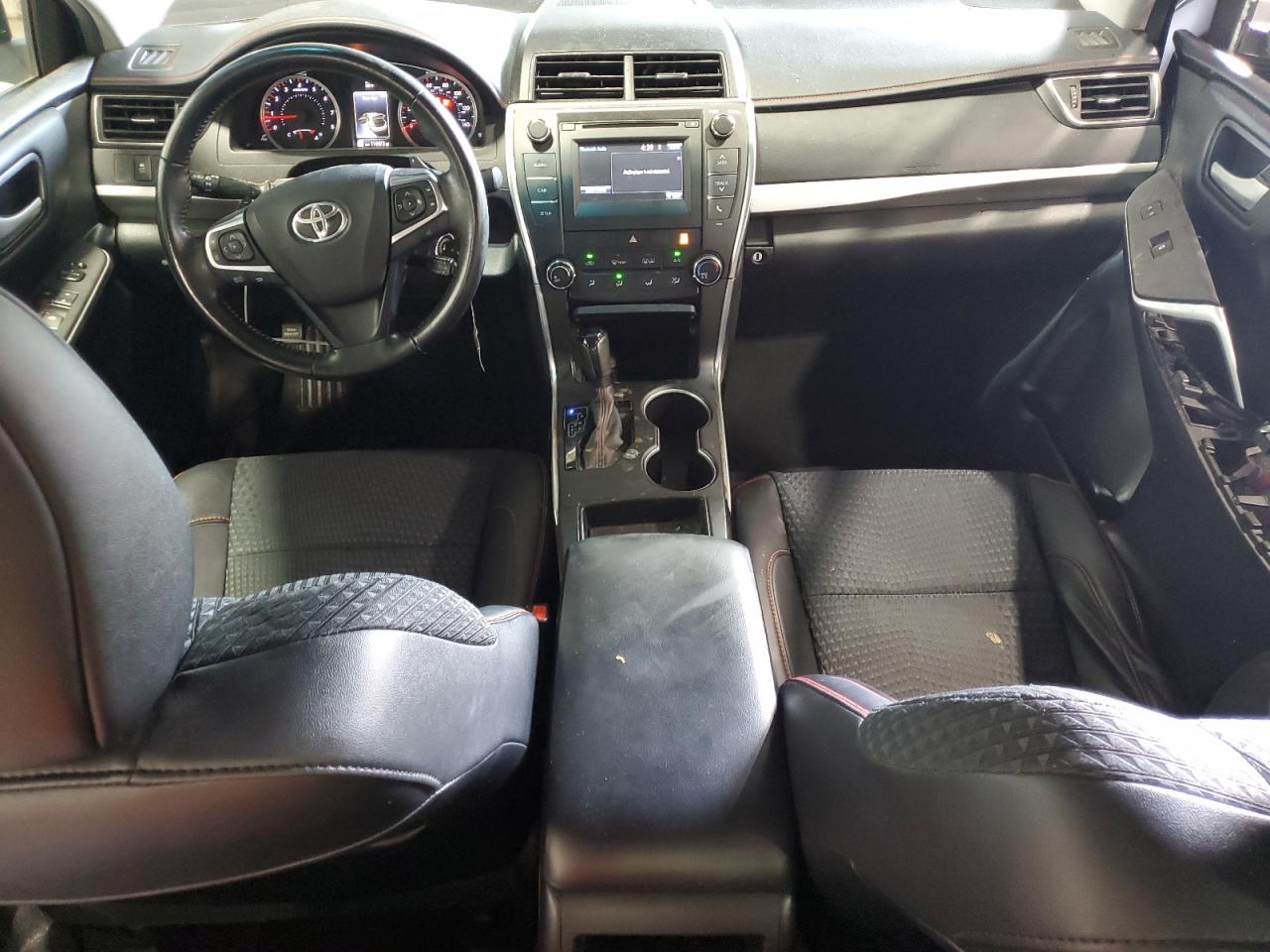 4t1bf1fk5fu052971 4T1BF1FK5FU052971 2015 Toyota Camry Le