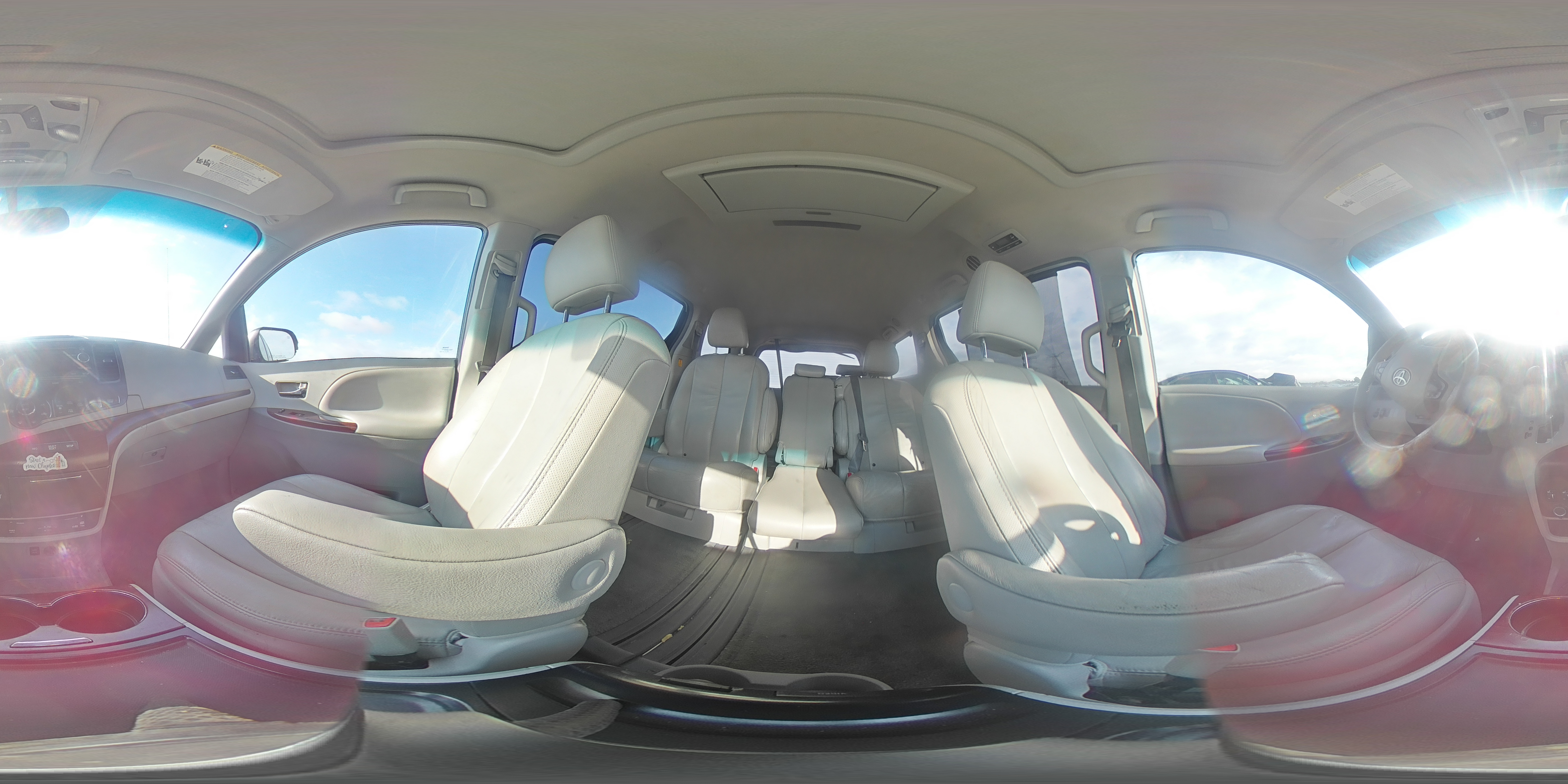 2012 Toyota Sienna Xle VIN: 5TDYK3DC0CS270477 Lot: 65034095