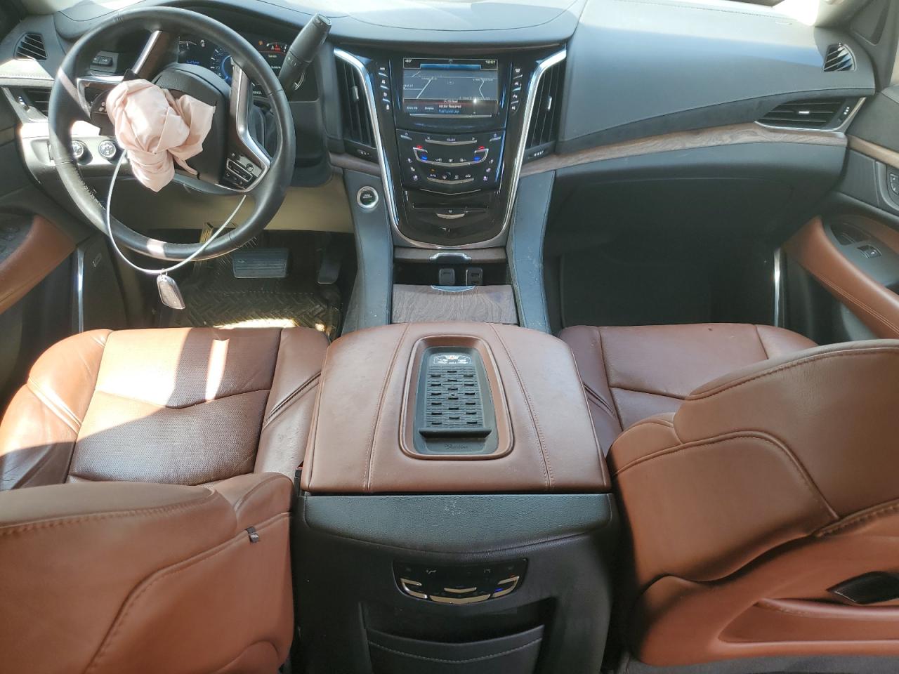 2017 Cadillac Escalade Premium Luxury VIN: 1GYS4CKJ5HR219686 Lot: 64256615