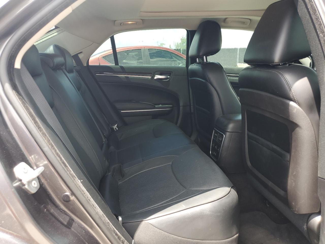 2015 Chrysler 300C VIN: 2C3CCAEG5FH921705 Lot: 64413125