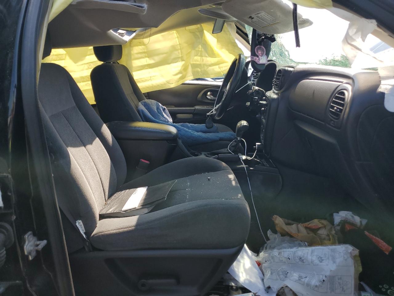 2005 Chevrolet Trailblazer Ls VIN: 1GNDT13S752308829 Lot: 62855105