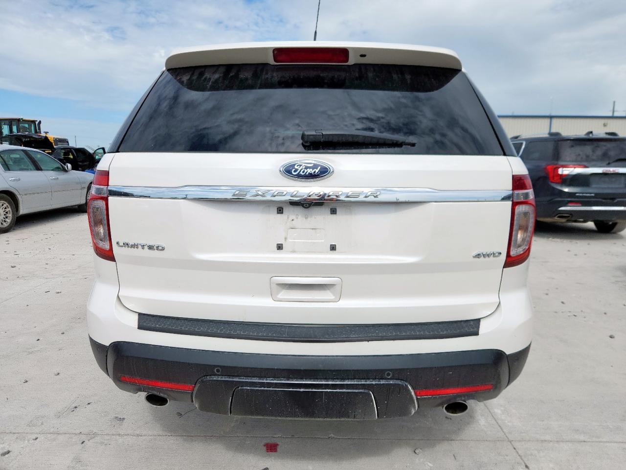 2015 Ford Explorer Limited VIN: 1FM5K8F87FGA34492 Lot: 63110325