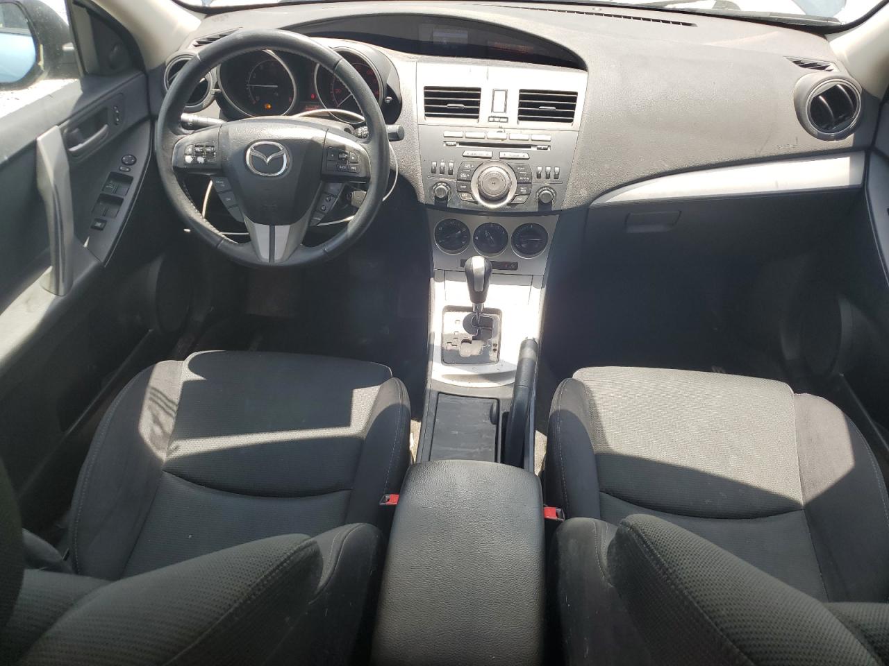 2010 Mazda 3 S VIN: JM1BL1H51A1234990 Lot: 64825905