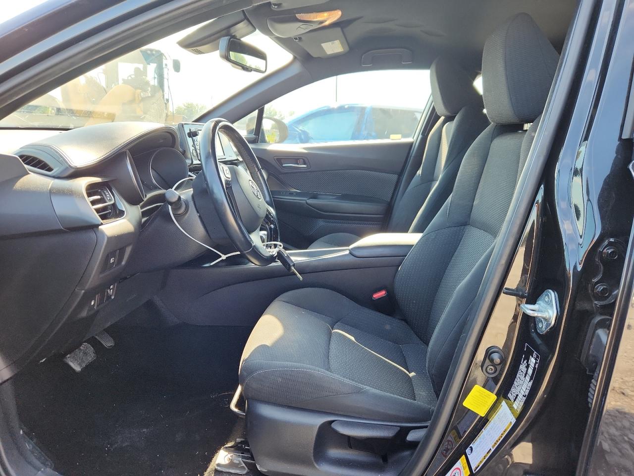 2018 Toyota C-Hr Xle VIN: NMTKHMBX2JR003885 Lot: 63100325