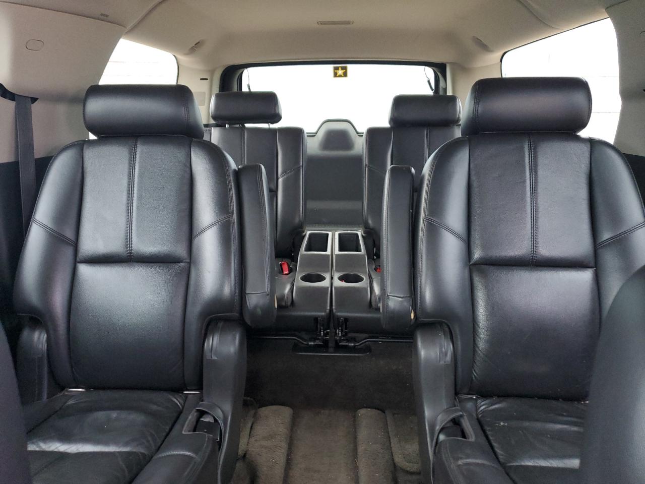 2007 Chevrolet Suburban K2500 VIN: 3GNGK26K77G308843 Lot: 63867775