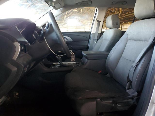  CHEVROLET TRAVERSE 2018 Srebrny