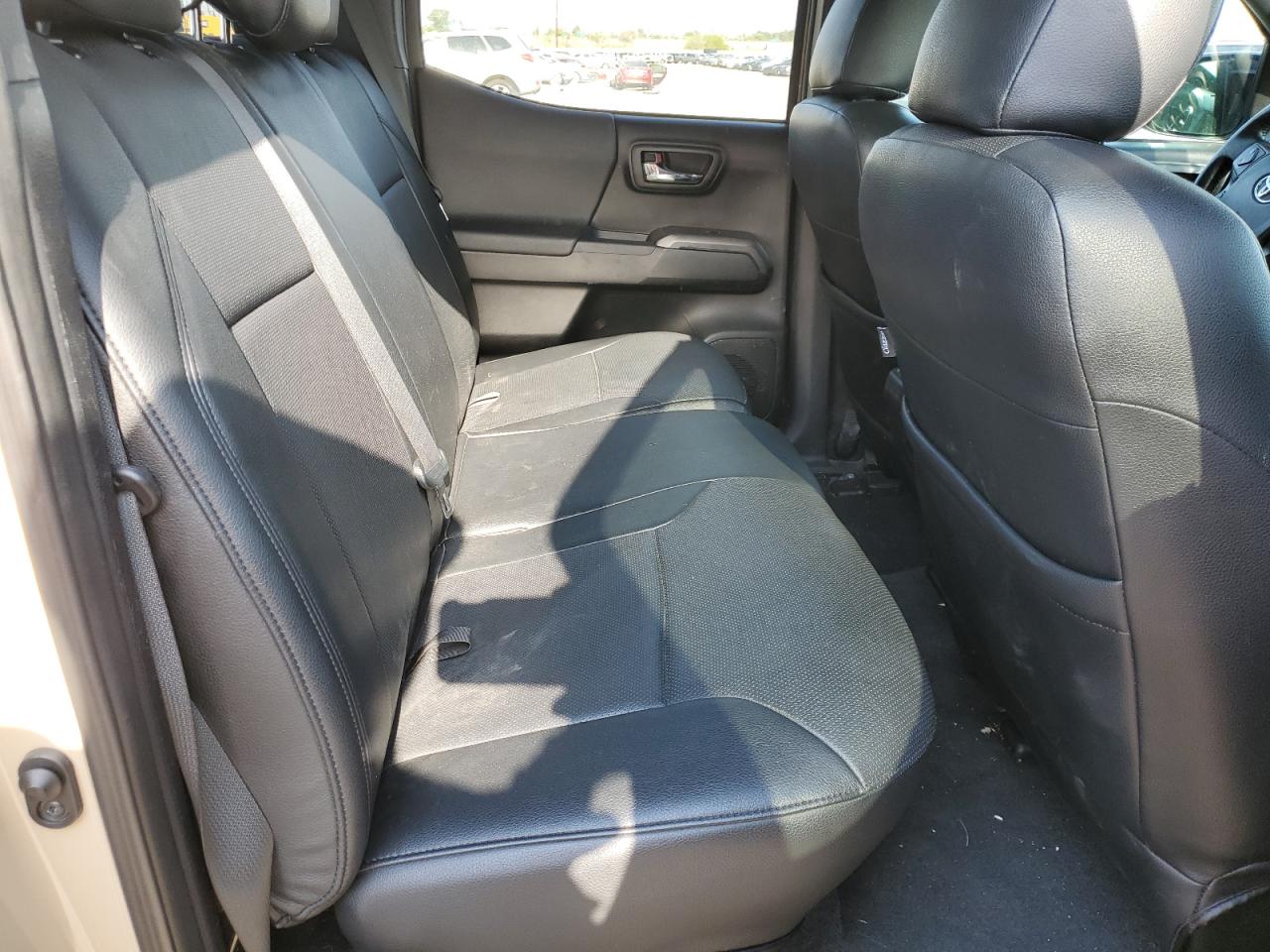 2016 Toyota Tacoma Double Cab VIN: 5TFCZ5AN3GX028080 Lot: 64823615
