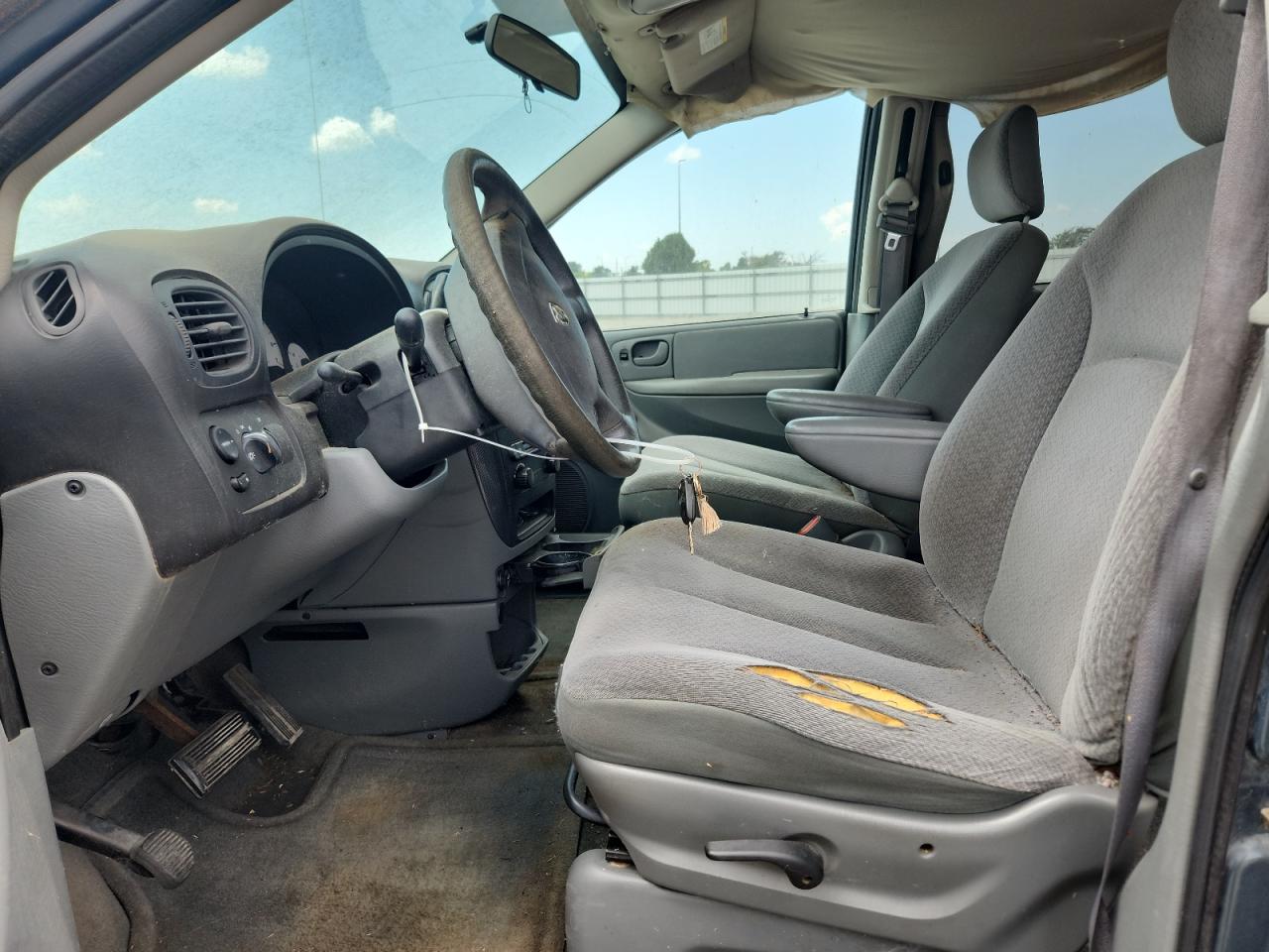 2005 Dodge Caravan Sxt VIN: 1D4GP45RX5B406343 Lot: 63602765