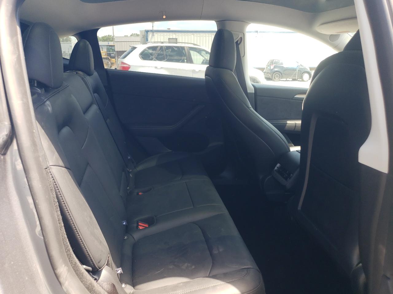 2024 Tesla Model Y VIN: 7SAYGDEE6RA328998 Lot: 66497135