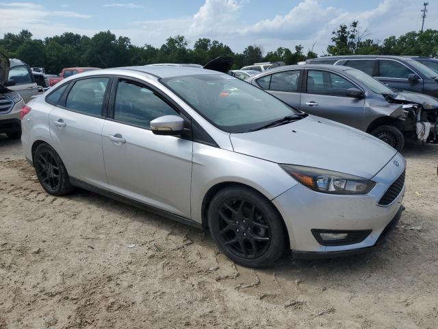 Sedans FORD FOCUS 2016 Silver