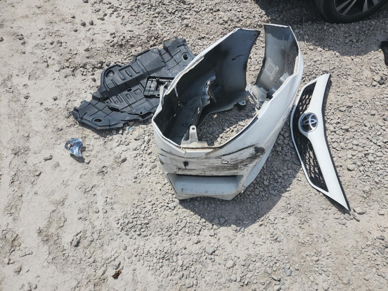 2014 Toyota Camry L VIN: 4T1BF1FKXEU841552 Lot: 64245285