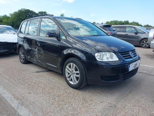 2005 VOLKSWAGEN TOURAN SE