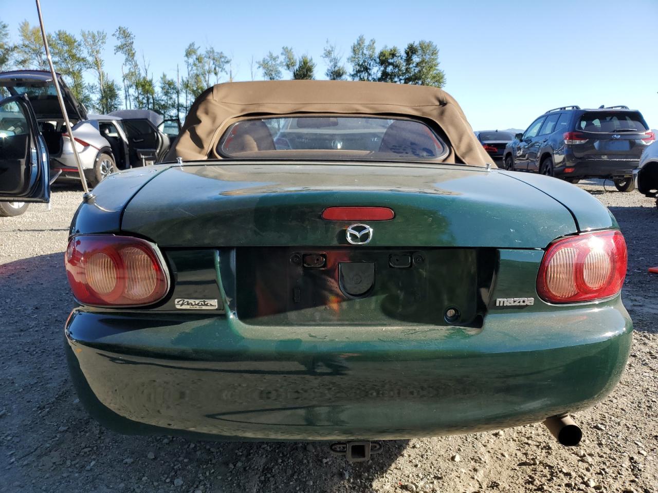2001 Mazda Mx-5 Miata Base VIN: JM1NB353X10210918 Lot: 65194725