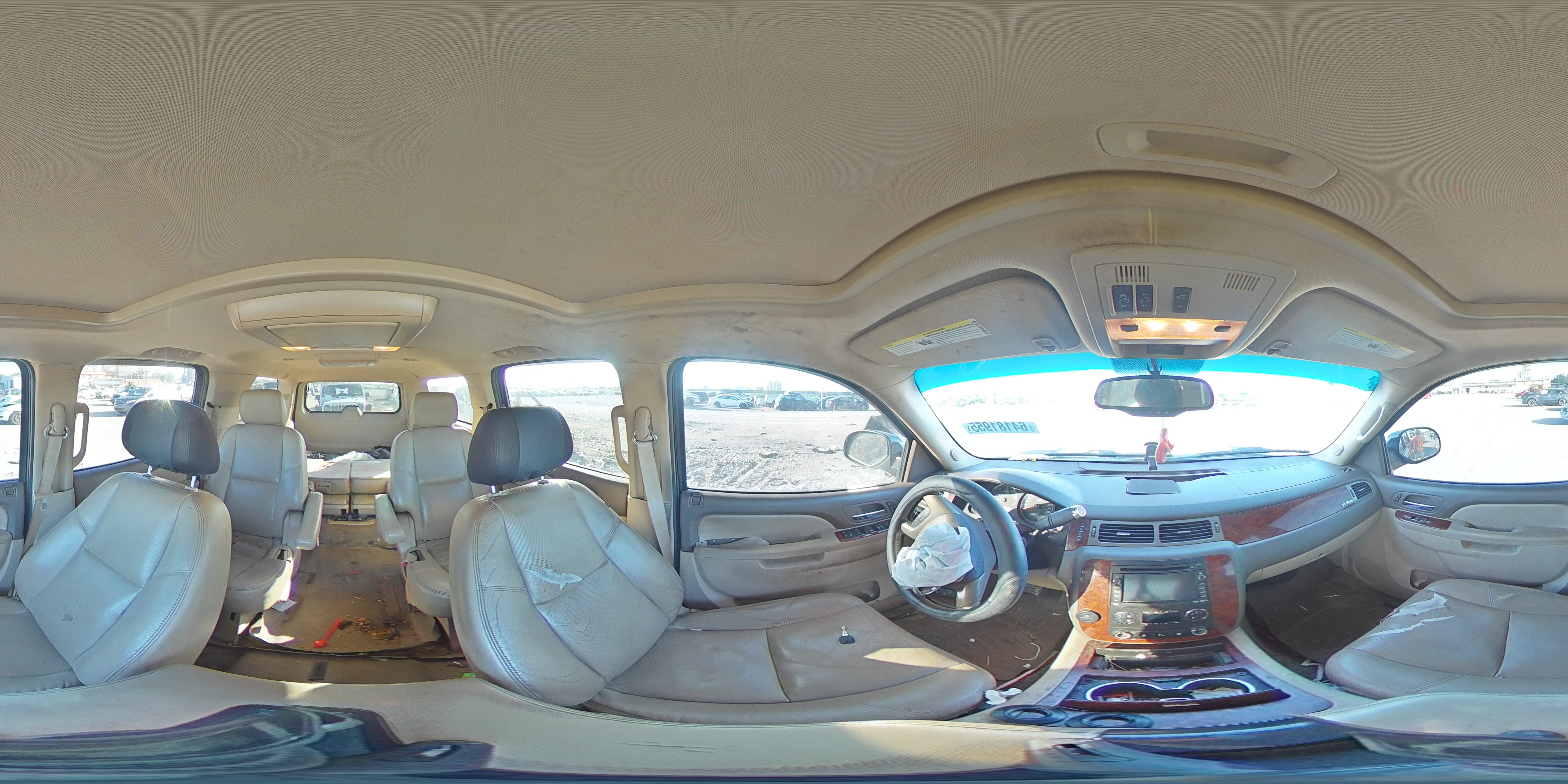 2011 Chevrolet Suburban C1500 Ltz VIN: 1GNSCKE05BR320599 Lot: 64181955