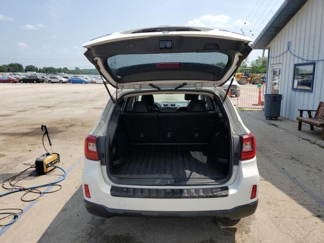  SUBARU OUTBACK 2015 Biały