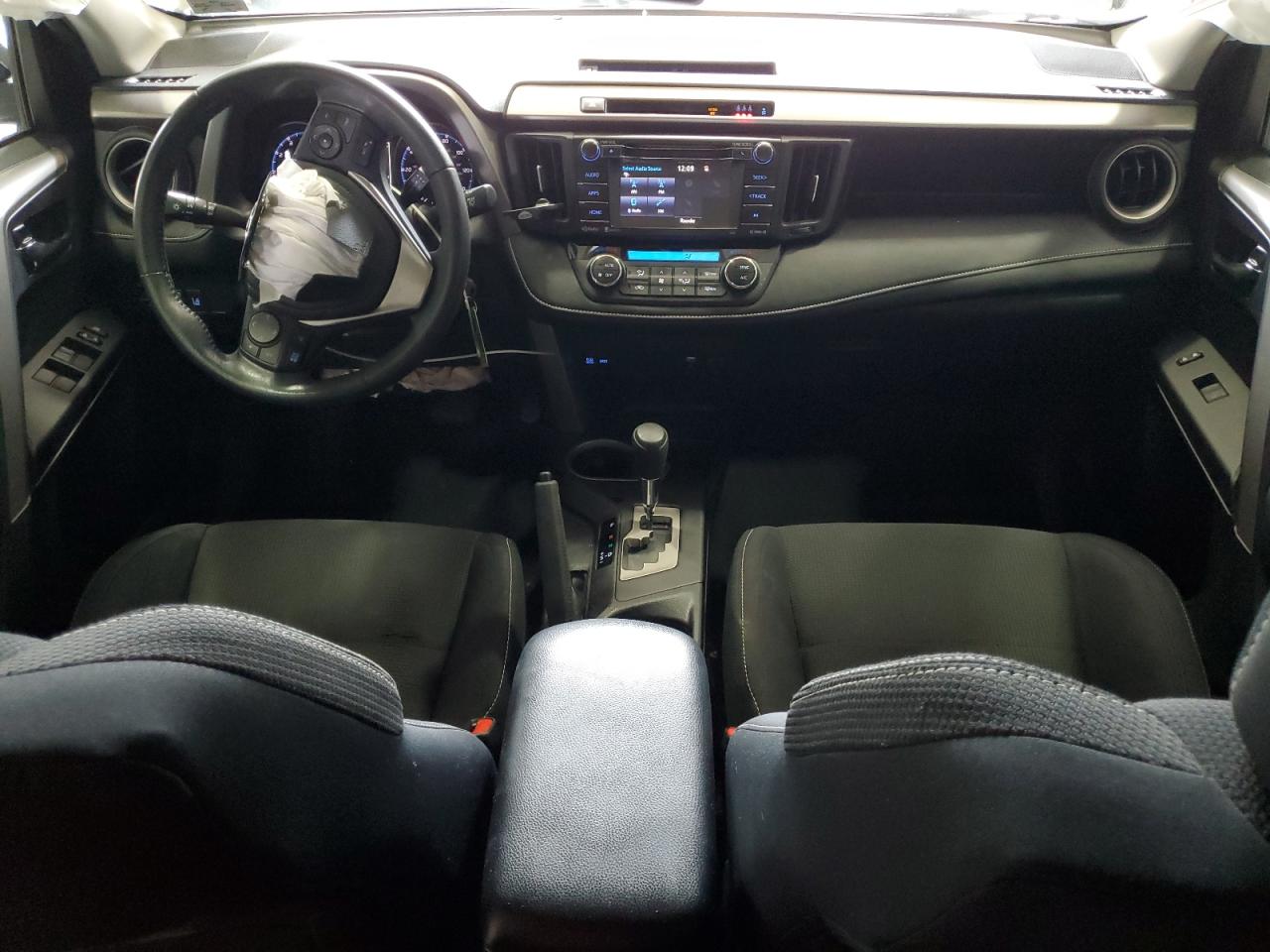 2017 Toyota Rav4 Xle VIN: 2T3RFREV1HW578369 Lot: 64929855