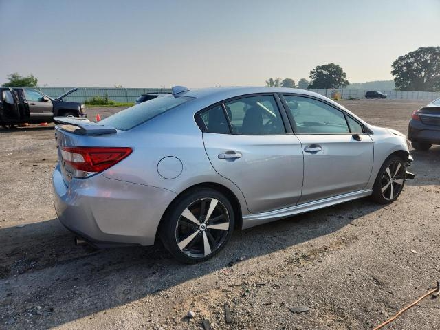 SUBARU IMPREZA 2017 Srebrny