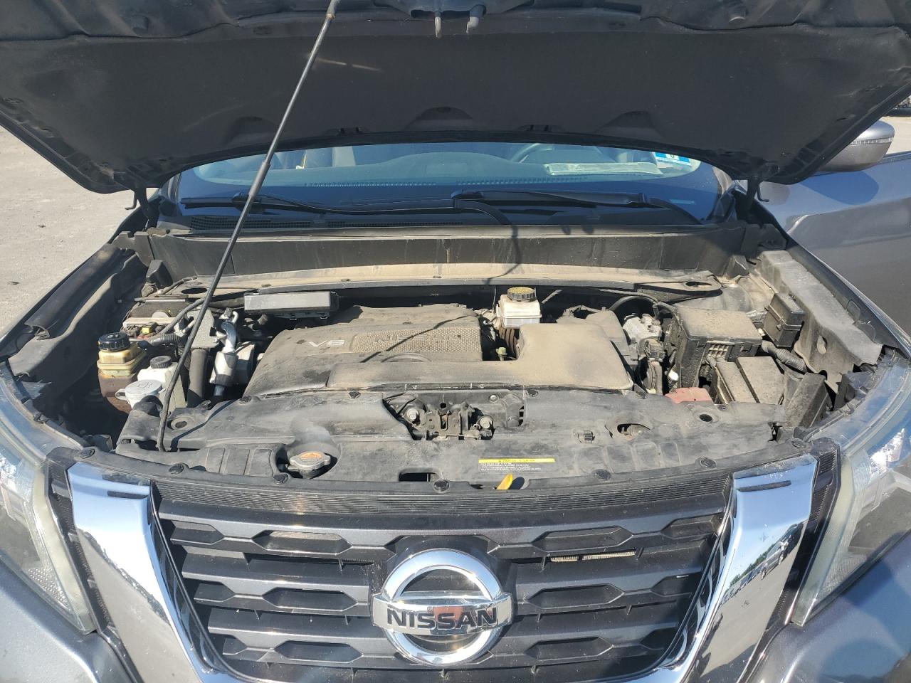 2018 Nissan Pathfinder S VIN: 5N1DR2MM3JC637329 Lot: 66140605