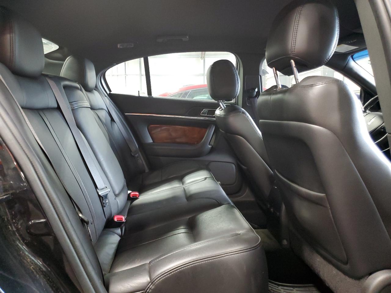 1LNHL9EK8DG610908 2013 Lincoln Mks