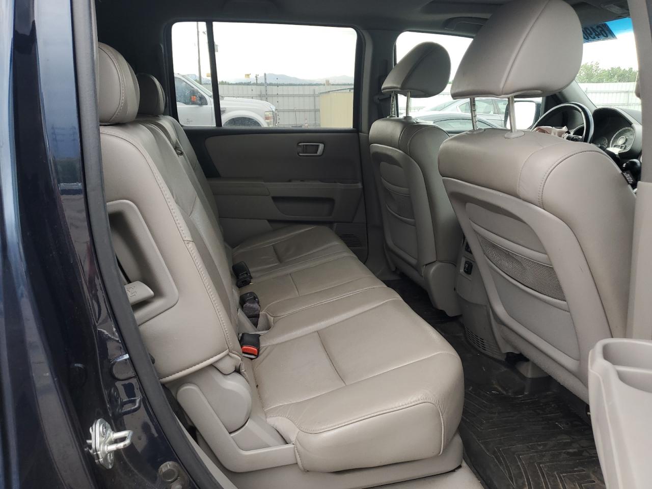 2011 Honda Pilot Exl VIN: 5FNYF4H51BB015054 Lot: 64901145