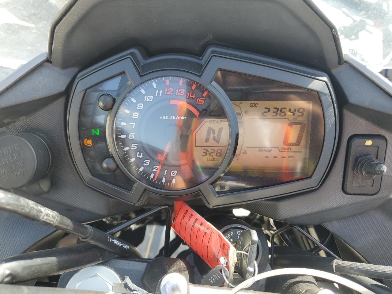 jkale8c10hda01216 JKALE8C10HDA01216 2017 Kawasaki Kle300 C