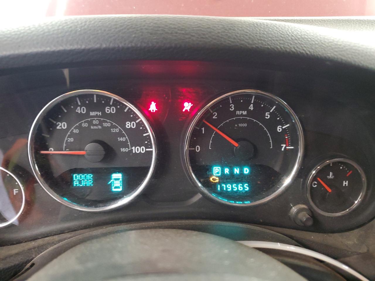 2013 Jeep Wrangler Unlimited Sahara VIN: 1C4BJWEG0DL502073 Lot: 64789155