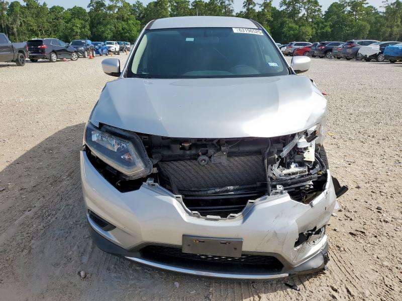  NISSAN ROGUE 2016 Srebrny
