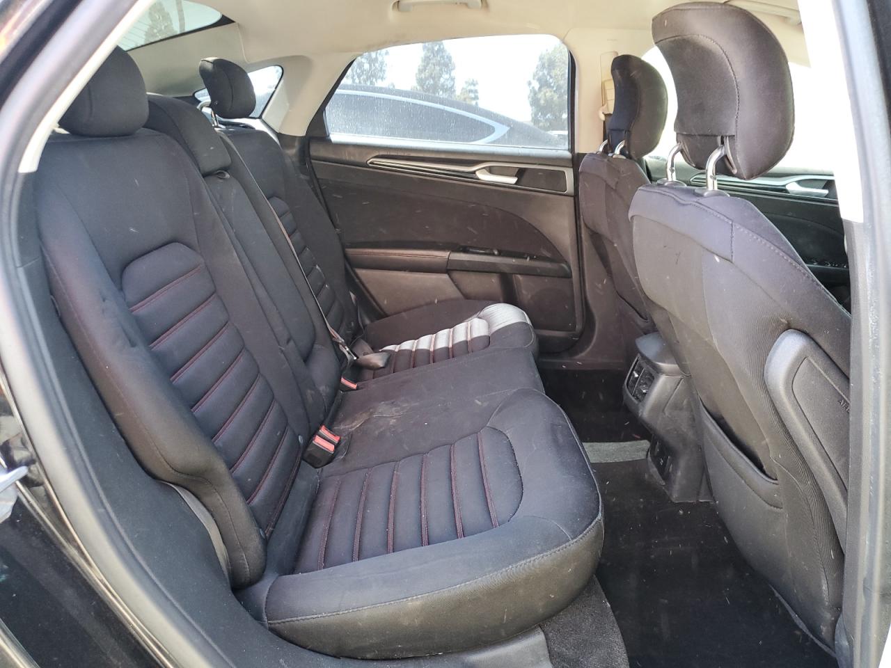 2014 Ford Fusion Se Hybrid VIN: 3FA6P0LUXER379431 Lot: 63678835