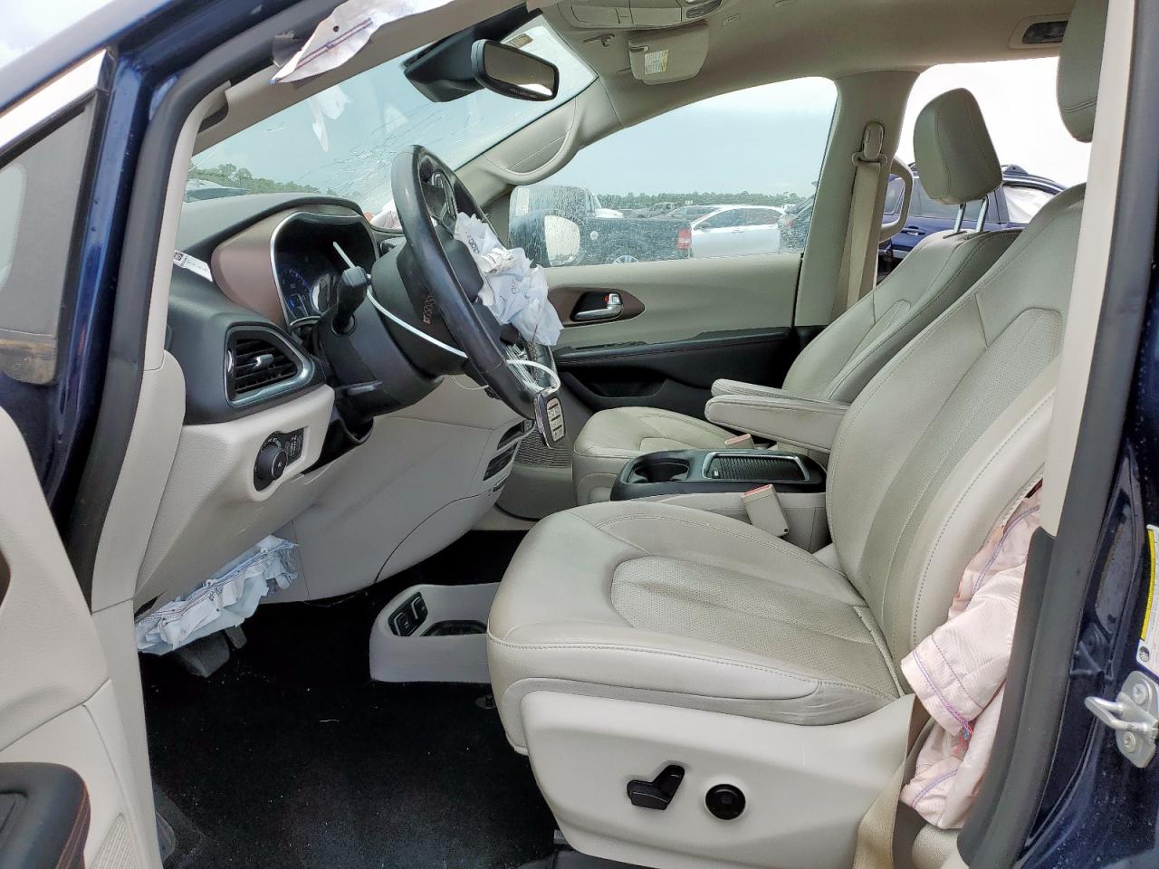 2019 Chrysler Pacifica Touring L Plus VIN: 2C4RC1EG9KR710856 Lot: 64498395
