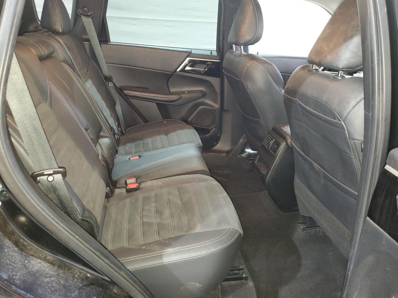 2022 Mitsubishi Outlander Se VIN: JA4J4UA88NZ053899 Lot: 64363185